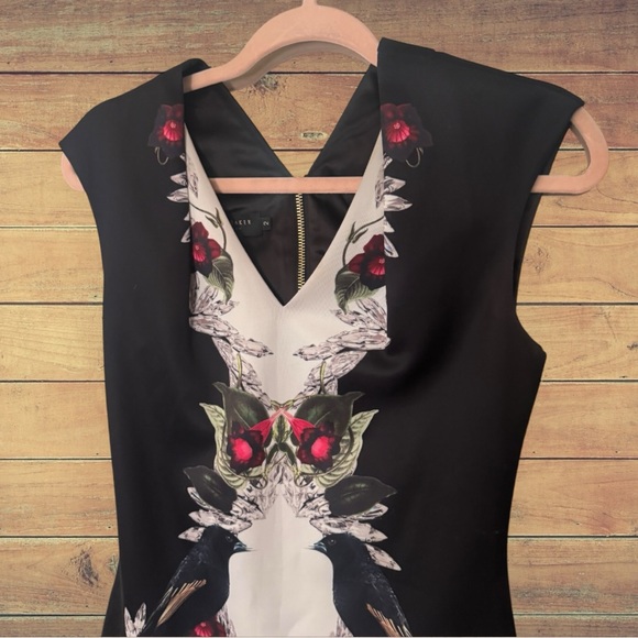 Ted Baker 'Bejewelled Shadows' Print Front Body-Con Dress - Picture 2 of 12